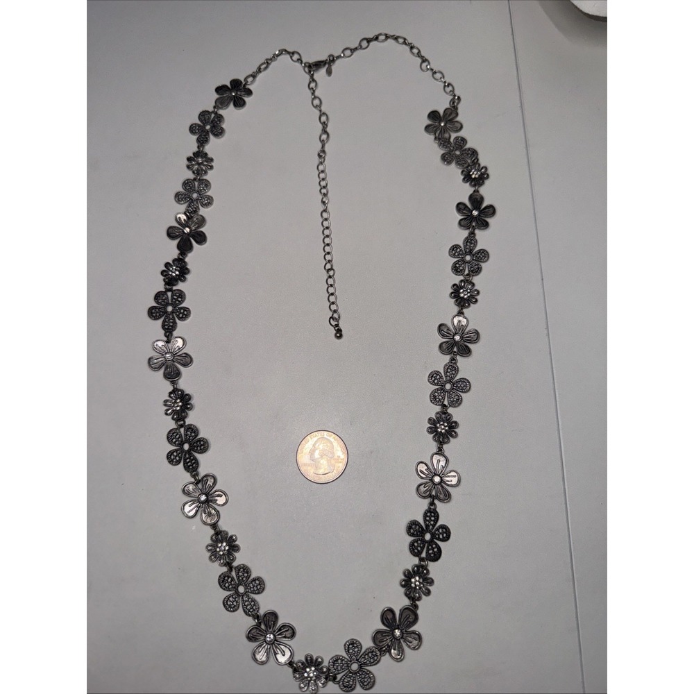 Premier Designs Vintage Silvertone Flower Necklace Faux Diamond Rhinestone